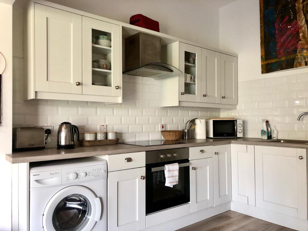 Ballygally Seaview And Garden Hideaway Esterno foto